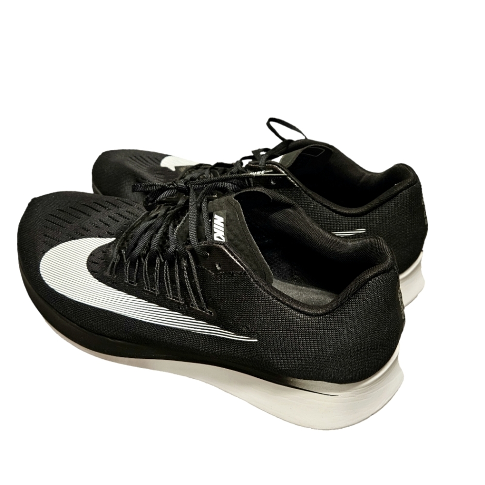 NEW Men's Nike Zoom Fly Black White Lightweight Shoe